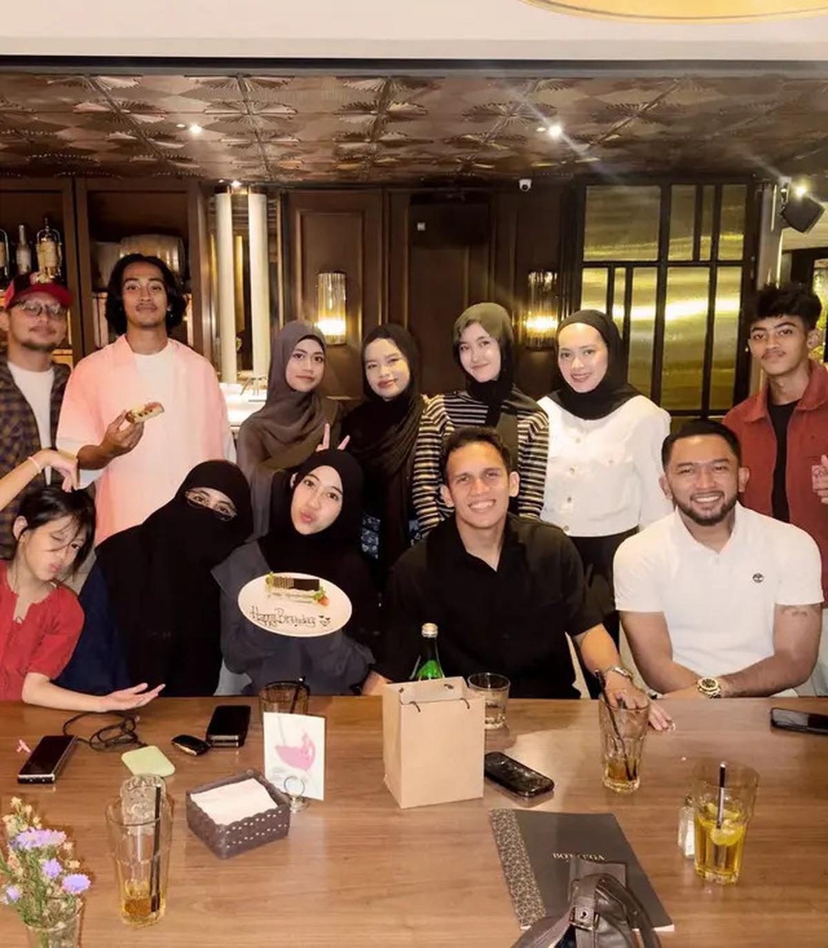 5 Potret Adiba Khanza dan Egy Maulana pada Momen Spesial, Kompak Tampil Simpel dan Elegan