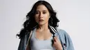Punya body goals yang jadi impian, Prilly pamerkan outfit kekinian yang memperlihatkan perut berototnya.[Foto: Instagram/ Prilly]