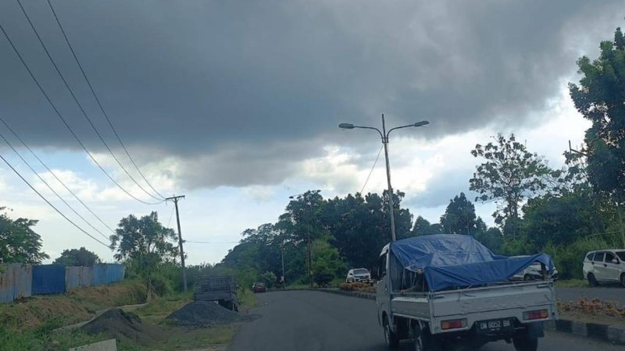 BMKG Ingatkan Waspada Cuaca Ekstrem Sulawesi Utara di 10 Wilayah Hingga Besok