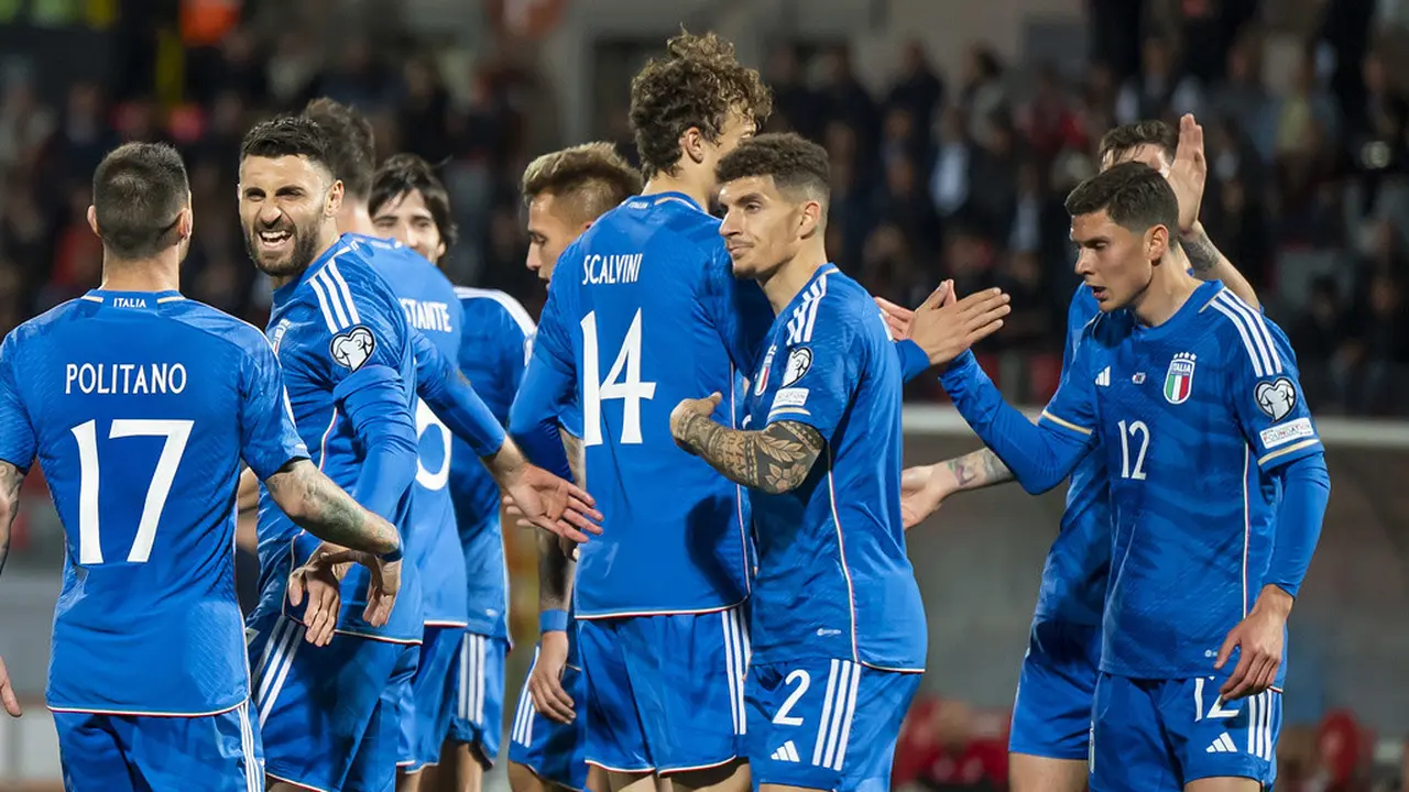 Foto: Italia Raih Kemenangan Perdana, Inggris Masih Terlalu Perkasa Bagi Ukraina di Kualifikasi Euro 2024