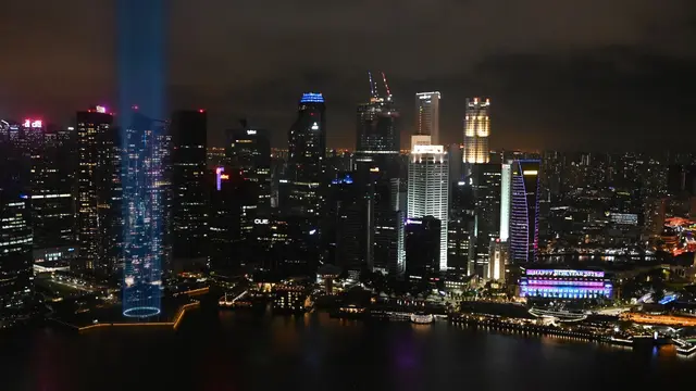 Dimulai Sejak Awal Desember, Pertunjukan Cahaya 'Shine a Light' Terangi Marina Bay Singapura di Malam Tahun Baru