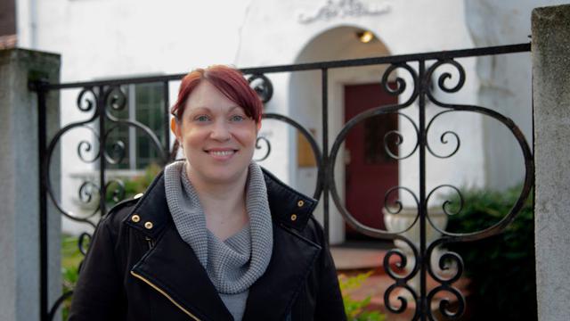 Elizabeth Schneider, penyintas Virus Corona COVID-19. (AFP)