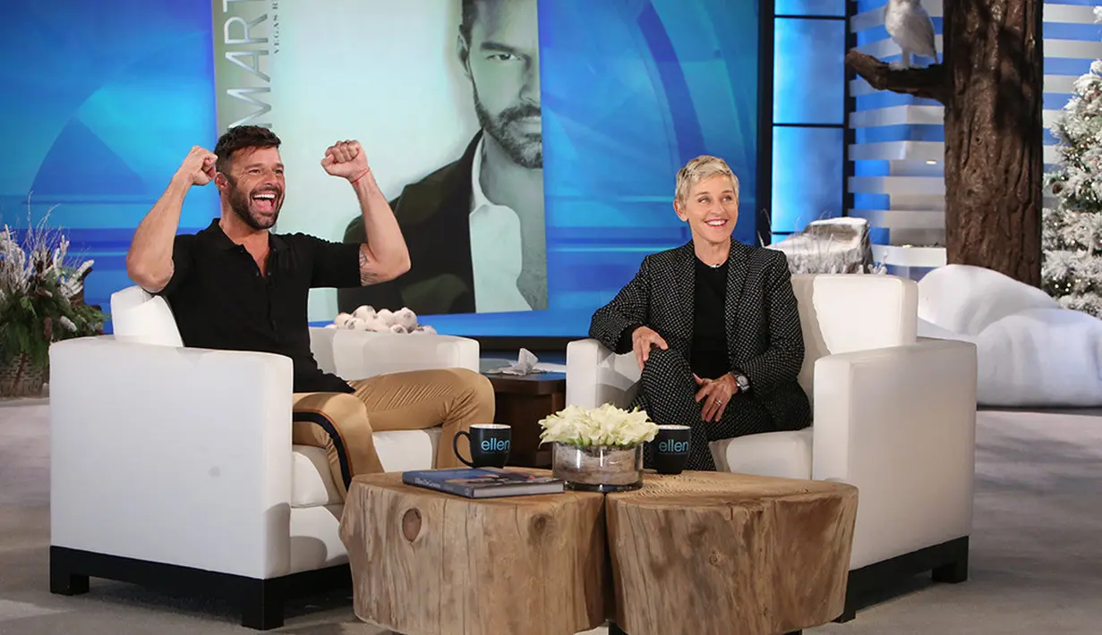 Ricky Martin mengumumkan pertunangannya di acara The Ellen DeGeneres. (Z103.5)
