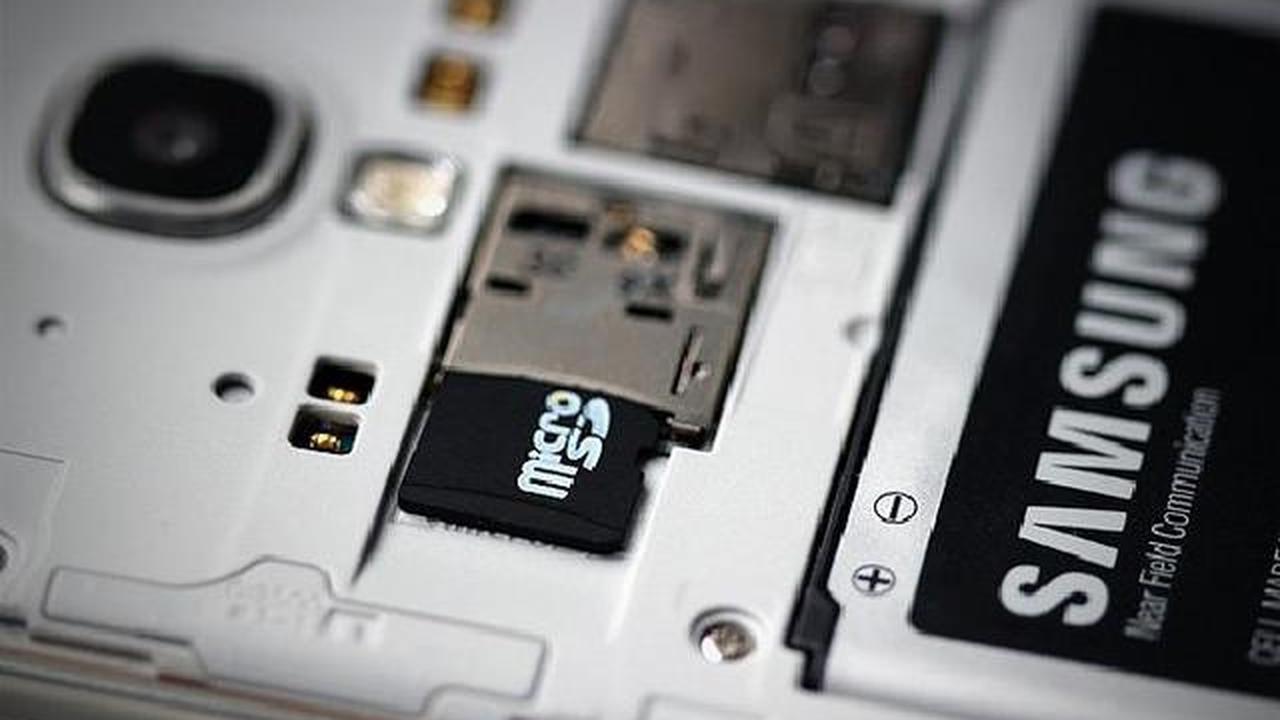 10 Fitur Android yang Belum Ada di iPhone Sampai 2025
