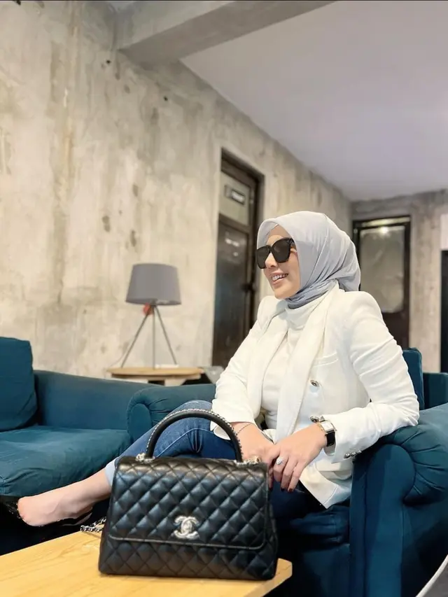Calon Istri Angga Wijaya Pakai Hijab