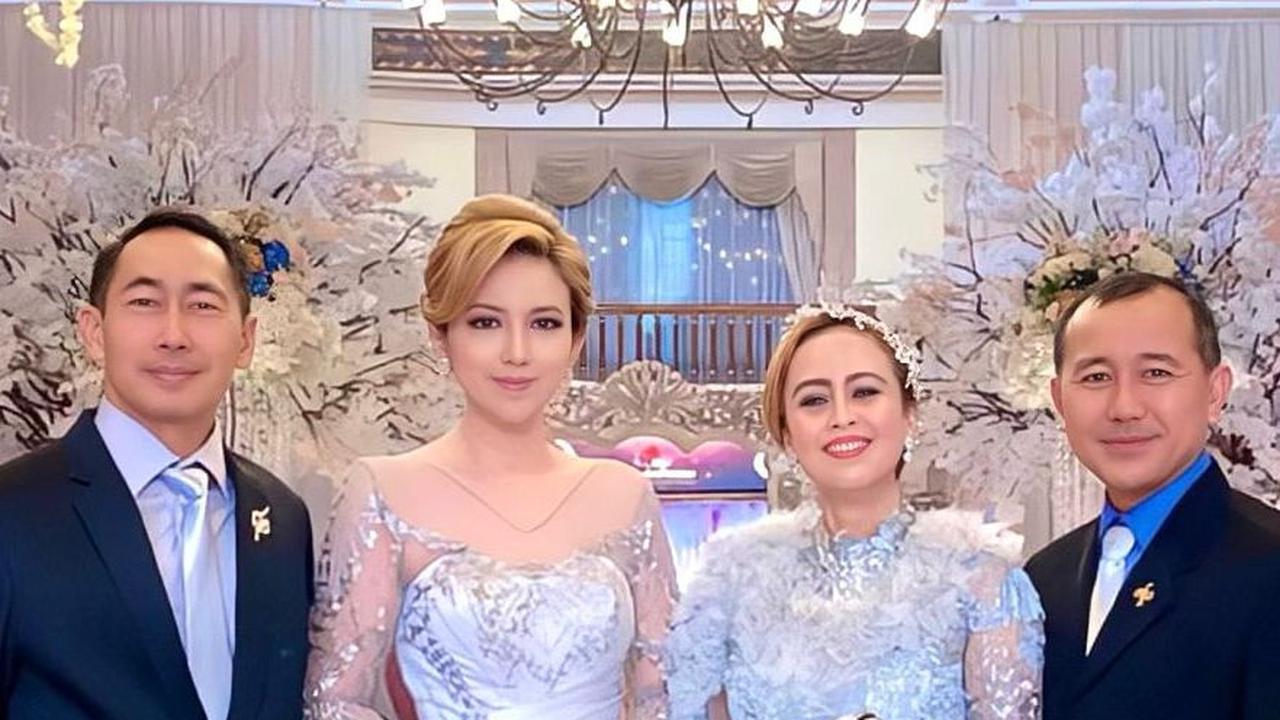 Istri Kombes Hadiri Pernikahan Anak Sahabat sang Suami