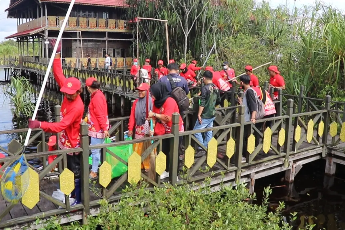 Gerakan Memungut Sampah