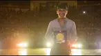 Youri Djorkaeff menggunakan pakaian adat khas Bali pada malam puncak Gathering Nasional Inter Club Indonesia ke-4 di GWK, Bali, Sabtu (29/8/2015). 