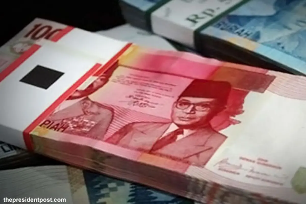 rupiah-melemah130711c.jpg