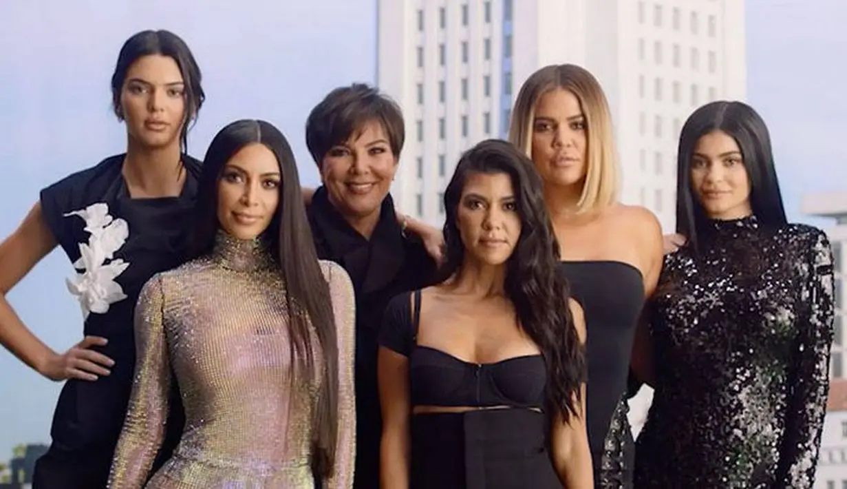 Tak hanya itu, Kourtney Kardashian sendiri mengatakan bahwa ia bahagia melihat keadaan keluarga besarnya sekarang. (KUWTK)