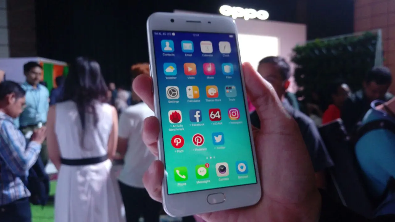Live Blog OPPO F1s