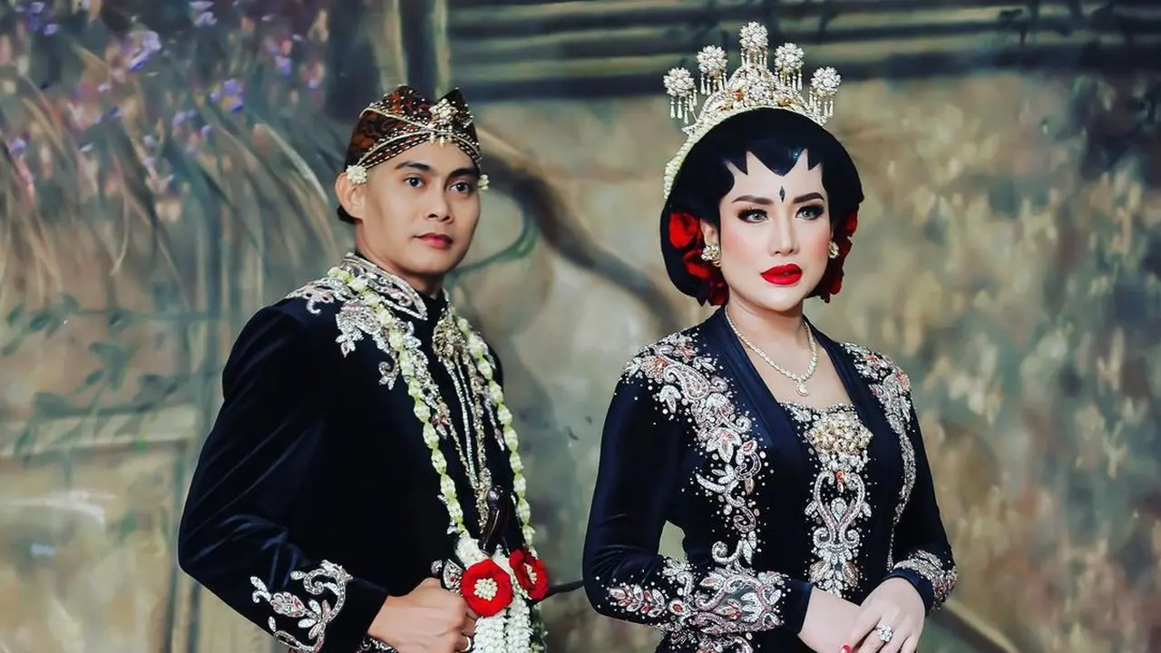 Shinta Bachir menikah dengan Indra Kristianto (Foto: Mirza Photography / mphotography_id via IG shinta_bachir86)