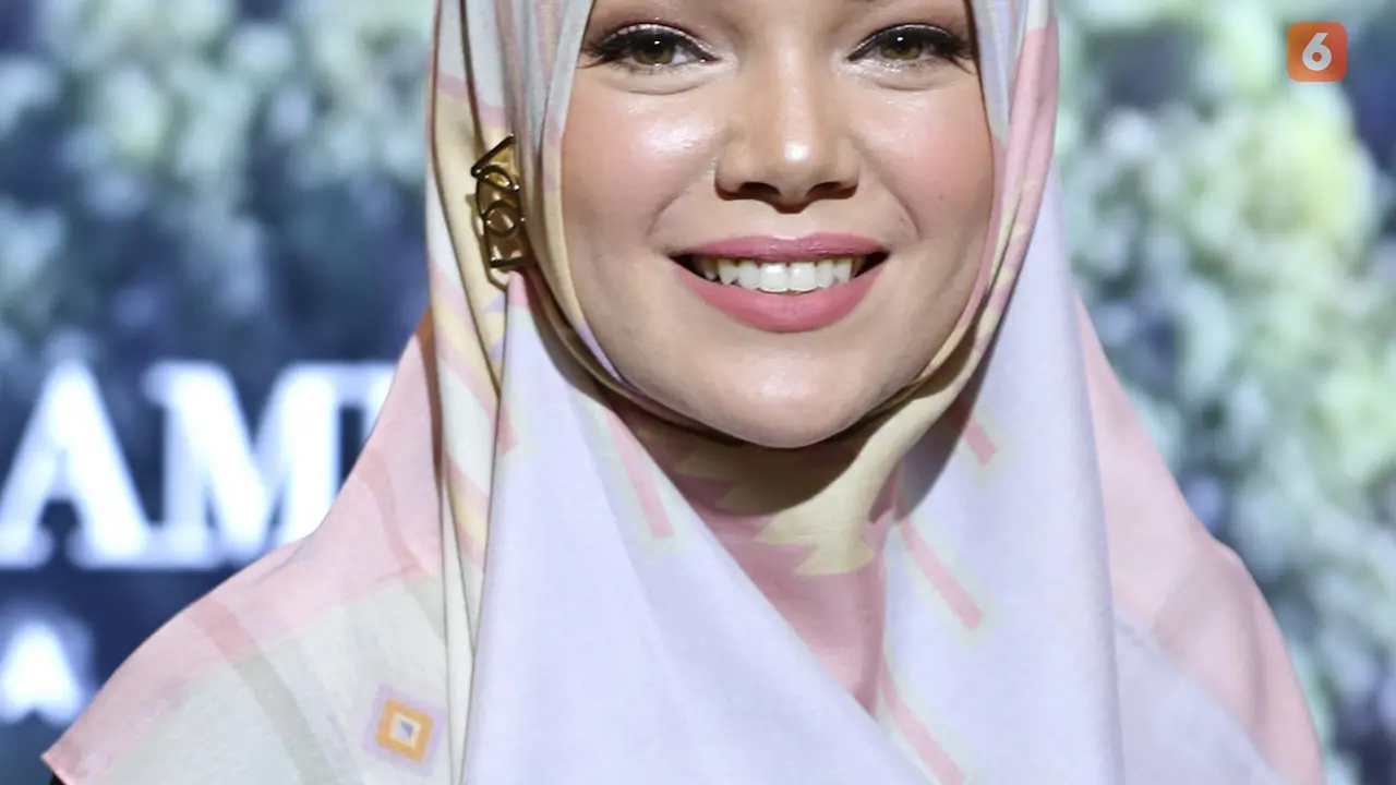 [Fimela] Dewi Sandra