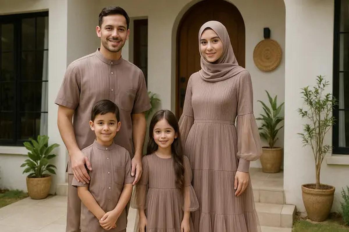 7 Ide Gamis Seragam Sekeluarga dengan 2 Anak, Kompak dan Elegan untuk Momen Spesial