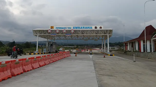 Jalan Tol Jogja-Bawen Seksi 6 ruas Bawen-Ambarawa bakal dibuka secara fungsional untuk sambut Lebaran 2026. (Foto: Liputan6.com/ Maulandy R)