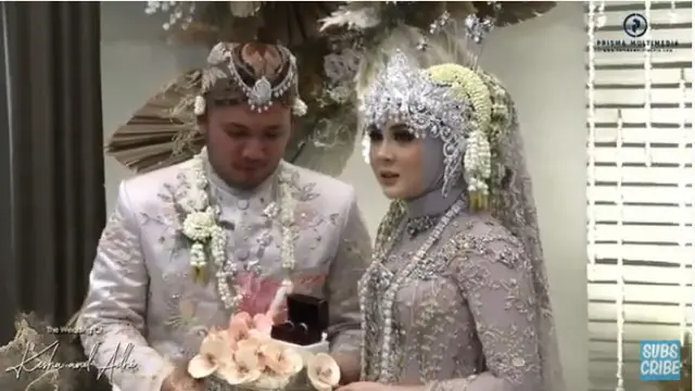 Kesha Ratuliu Resmi menikah dengan Adhi Permana