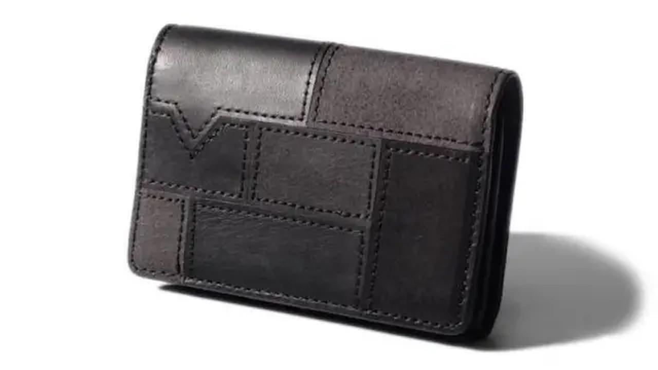 Dompet pria dari brand lokal VOYEJ. (dok. Tokopedia/VOYEJ)