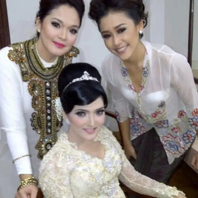 6 Potret Ashanty di Ulang Tahun Kakak, Foto Lawas Kebersamannya Bikin Pangling