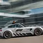 Mercedes-AMG GT R menjadi safety car untuk ajang F1 (Autoevolution).