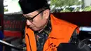 Hari ini, Senin (29/12/2014), merupakan pemeriksaan perdana Waryono Karno setelah ditahan KPK sejak 18 Desember lalu,  Jakarta. (Liputan6.com/Miftahul Hayat)