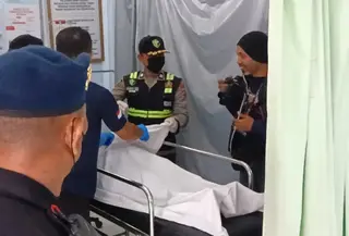 Pemudik Meninggal Akibat Kelelahan Antre Panjang di Pelabuhan Gilimanuk. (istimewa)