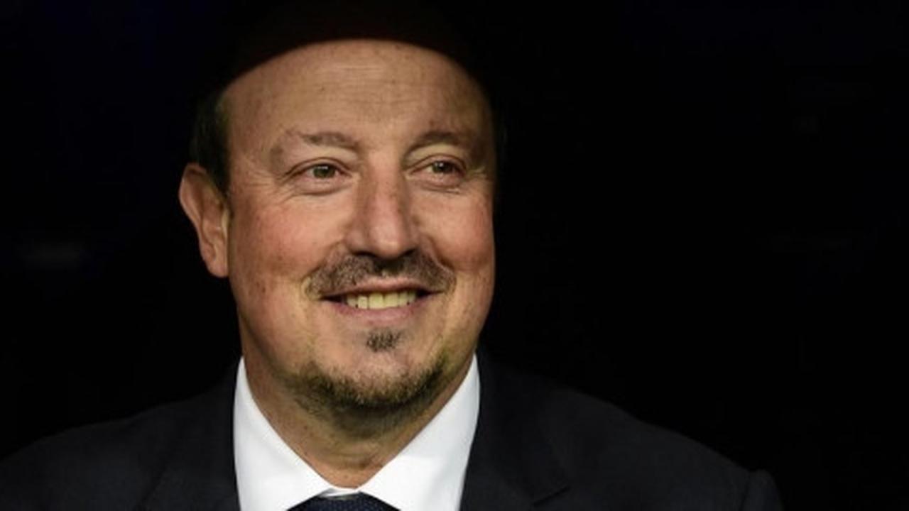Seedorf: Berikan Benitez waktu