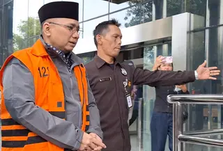 Tersangka kasus korupsi kuota haji 2023-2024, Yaqut Cholil Qoumas kembali ditahan KPK. (Liputan6.com/Rifqy Alief Biyya)