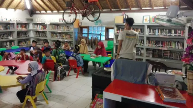 Taman Bacaan Masyarakat Warabal