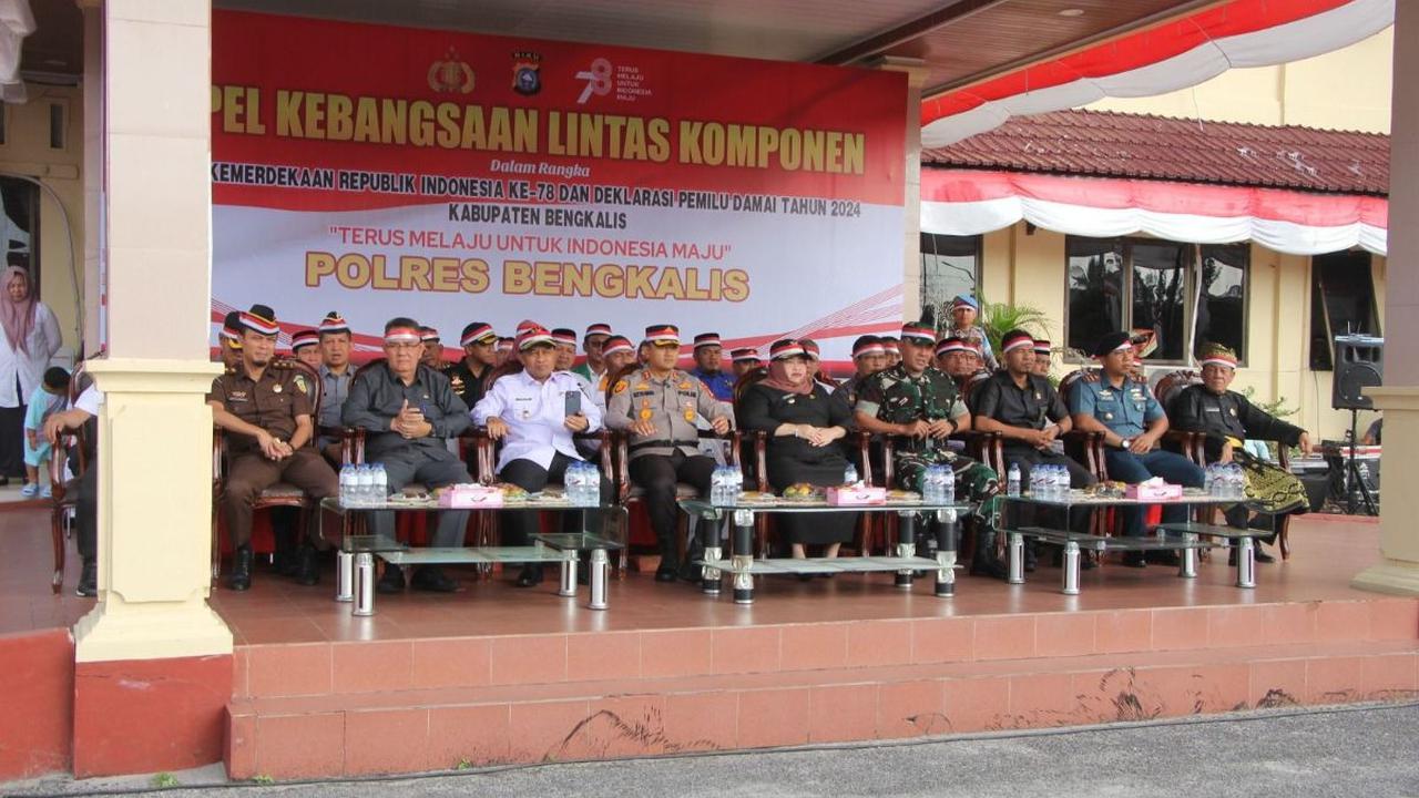 "Ya benar. Perkara tersangka RH yang diduga melanggar pasal 66 Undang-Undang nomor 24 Tahun 2009 tentang Bendera, Bahasa, dan Lambang Negara serta Lagu Kebangsaan, melalui mekanisme restorative justive,"
