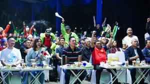 Momen AHY Nobar Semifinal Piala Dunia dengan Ratusan Driver Ojol