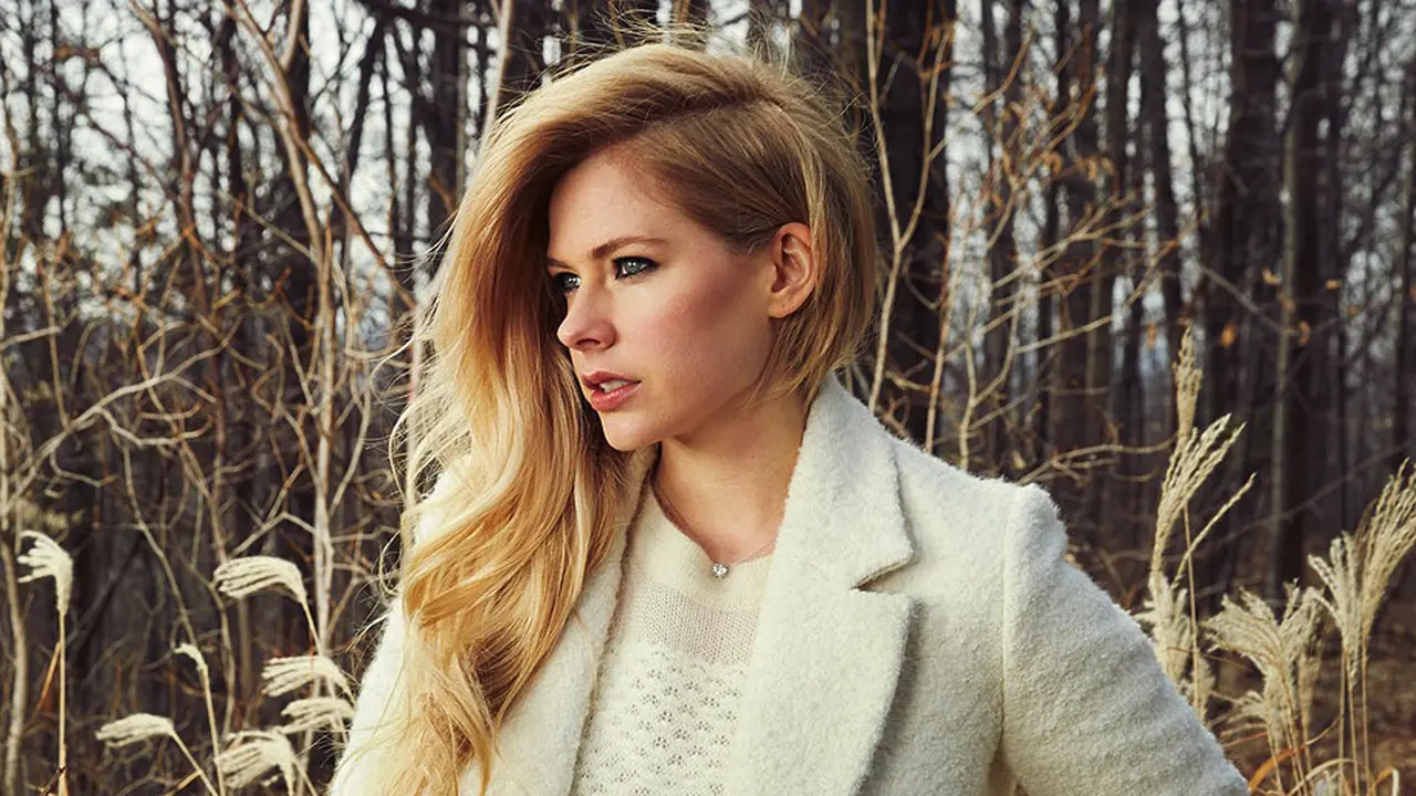 [Bintang] Avril Lavigne