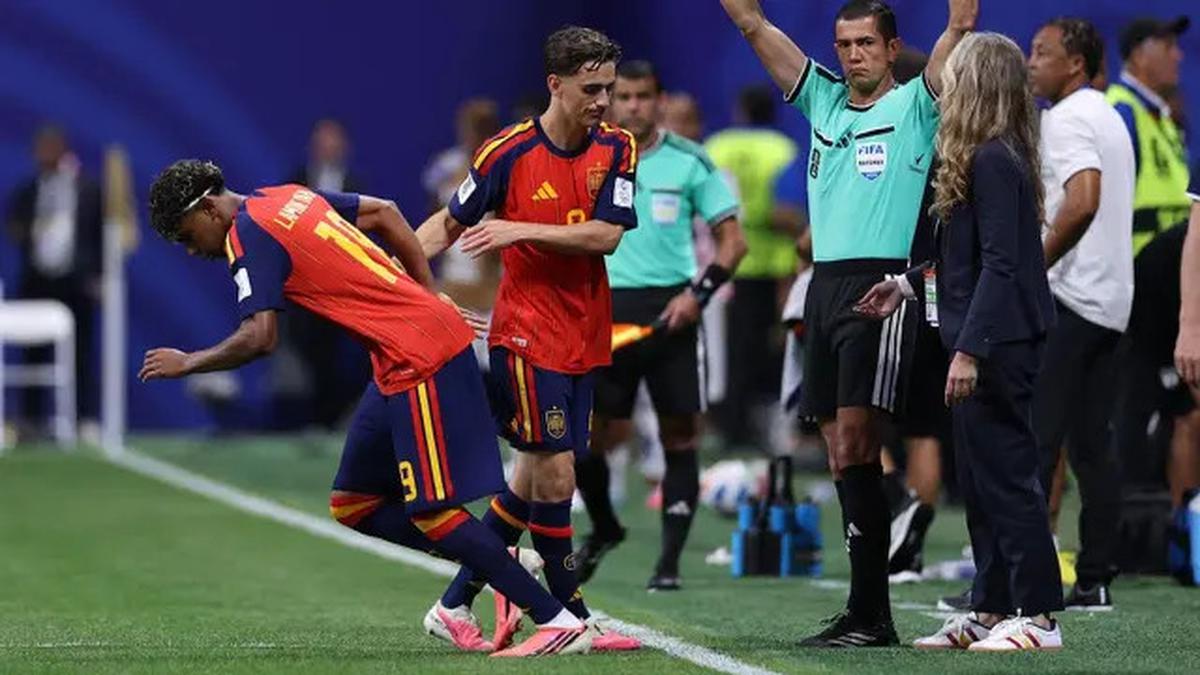 Lamine Yamal Berpeluang Jadi Starter Saat Spanyol Hadapi Arab Saudi