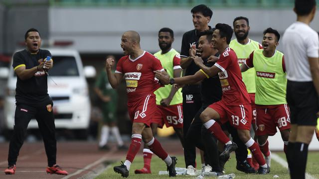 Perseru Badak Lampung Vs Persela Lamongan