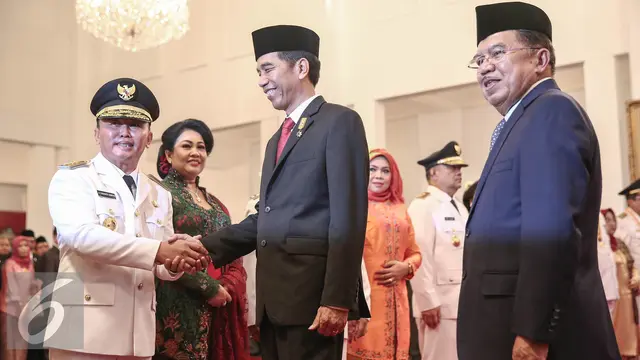 20160525-Jokowi Lantik Melantik 4 Gubernur dan 2 Wagub Baru-Jakarta-Faizal Fanani