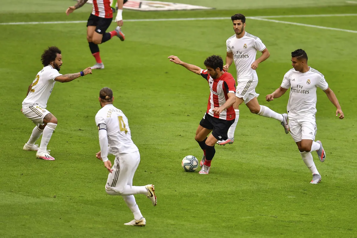 Jalannya pertandingan Athletic Bilbao vs Real Madrid di Stadion San Mamés Barria