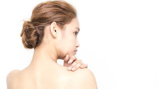 ilustrasi jerawat punggung/metamorworks/shutterstock