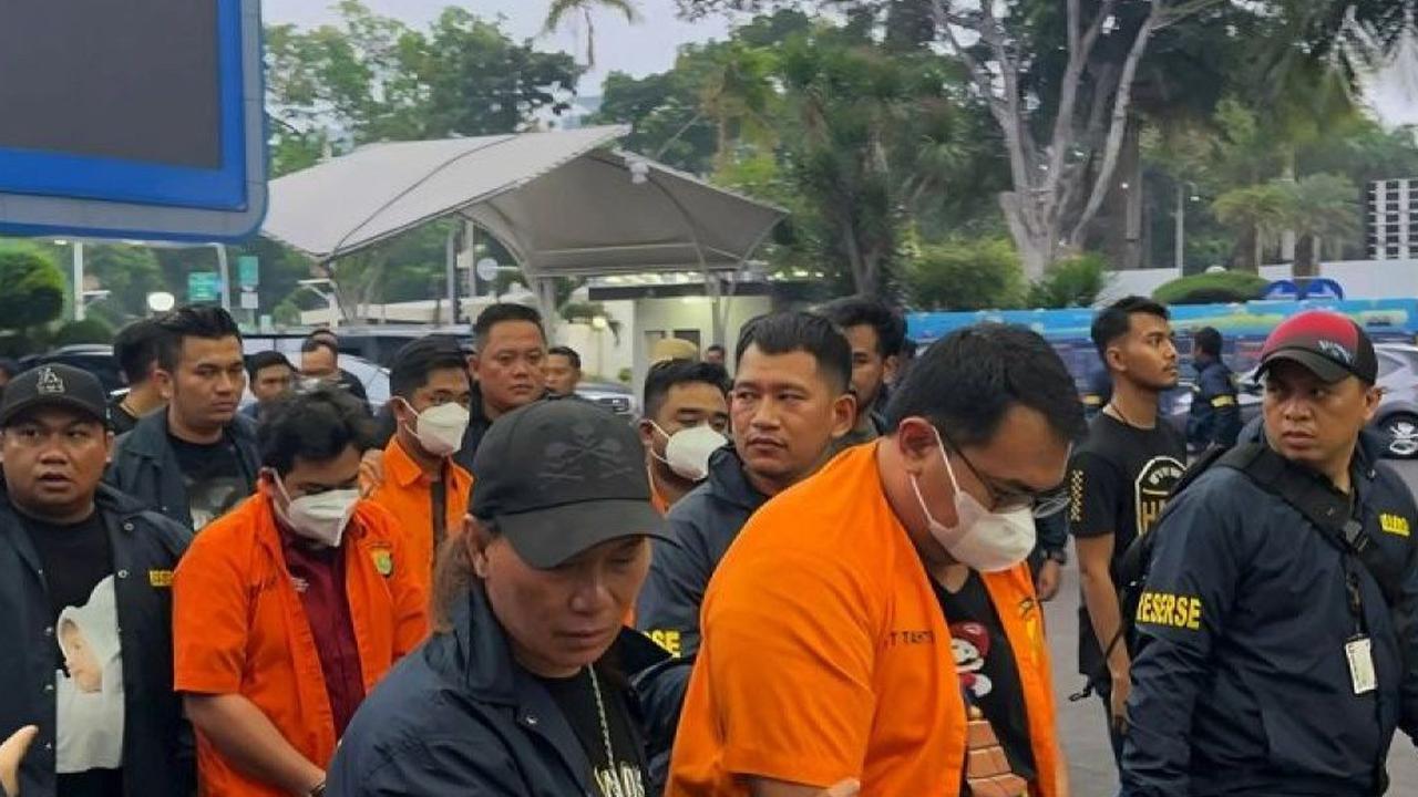 Tangkap Dua Buronan Tersangka Kasus Judi Online Libatkan Pegawai Komdigi, Polisi Kembali Sita Uang Rp3,1 Miliar