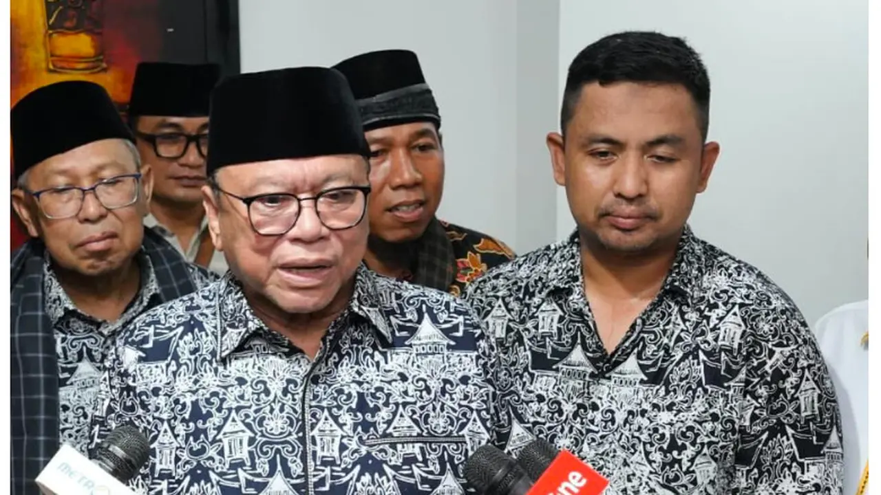 Ketua Umum GEBU Minang, Oesman Sapta, melakukan kunjungan ke kampung halamannya di Nagari Sulit Air, Kabupaten Solok, Sumatera Barat. (Istimewa)