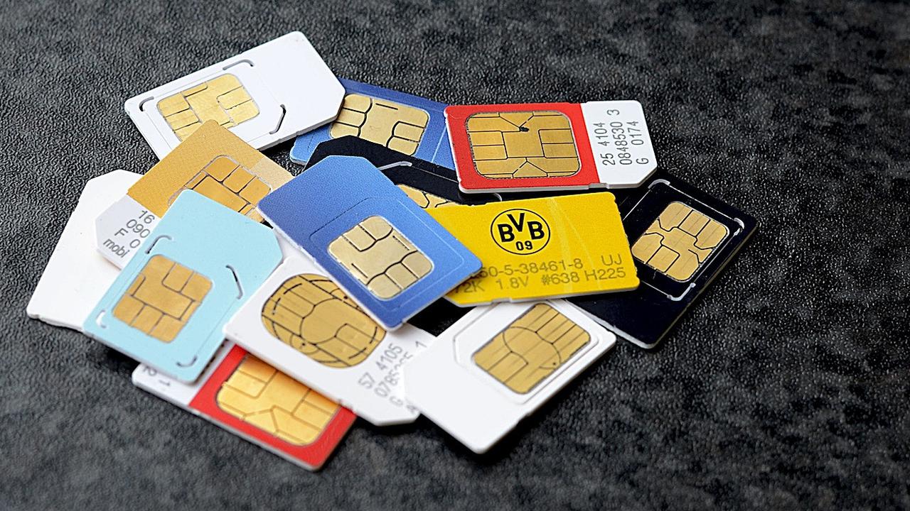 [Bintang] Cara Registrasi Kartu Telkomsel, Indosat, XL, Smartfren dan Tri