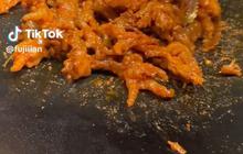 Netizen: Tanggung Jawab Bikin Laper, 8 Foto Fuji Saat Kulineran Street Food di Korea
