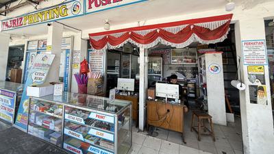 Menjemput Rezeki Lewat Notifikasi, Siasat Usaha Fotokopi Era Digital