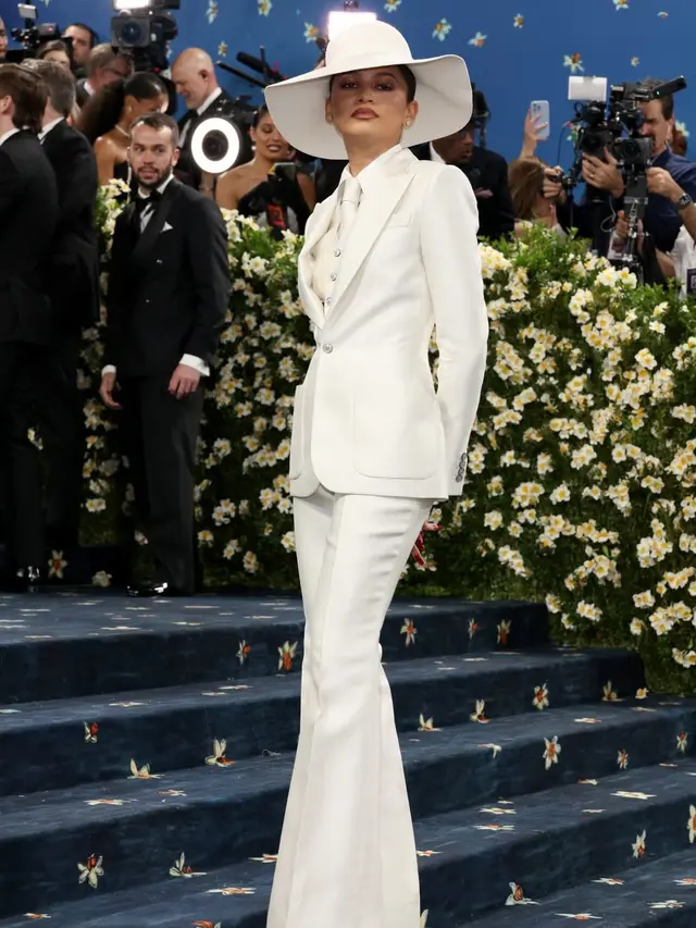 Gaya Semi Maskulin Zendaya, Kerry Washington, dan Coco Jones di Met Gala 2025, Saat Setelan Bridal Suits Jadi Tren Red Carpet