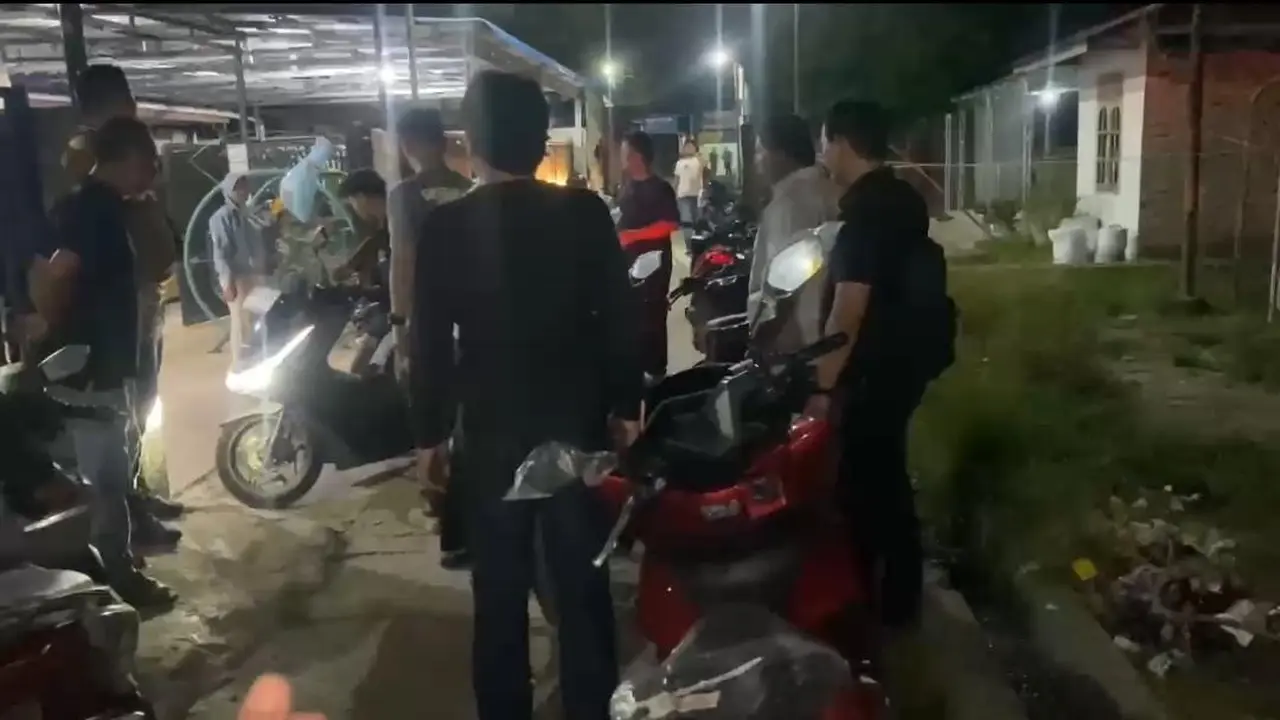 Bisnis Gelap Abang-Adik Kelola 8 Gudang Motor Bodong, Raup Cuan Rp40 Juta Sehari Kini Diciduk Polisi