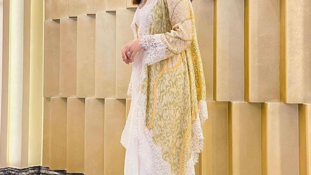 12 Inspirasi Padu Padan Cardigan Panjang ala Seleb, Sarwendah hingga Nagita Slavina