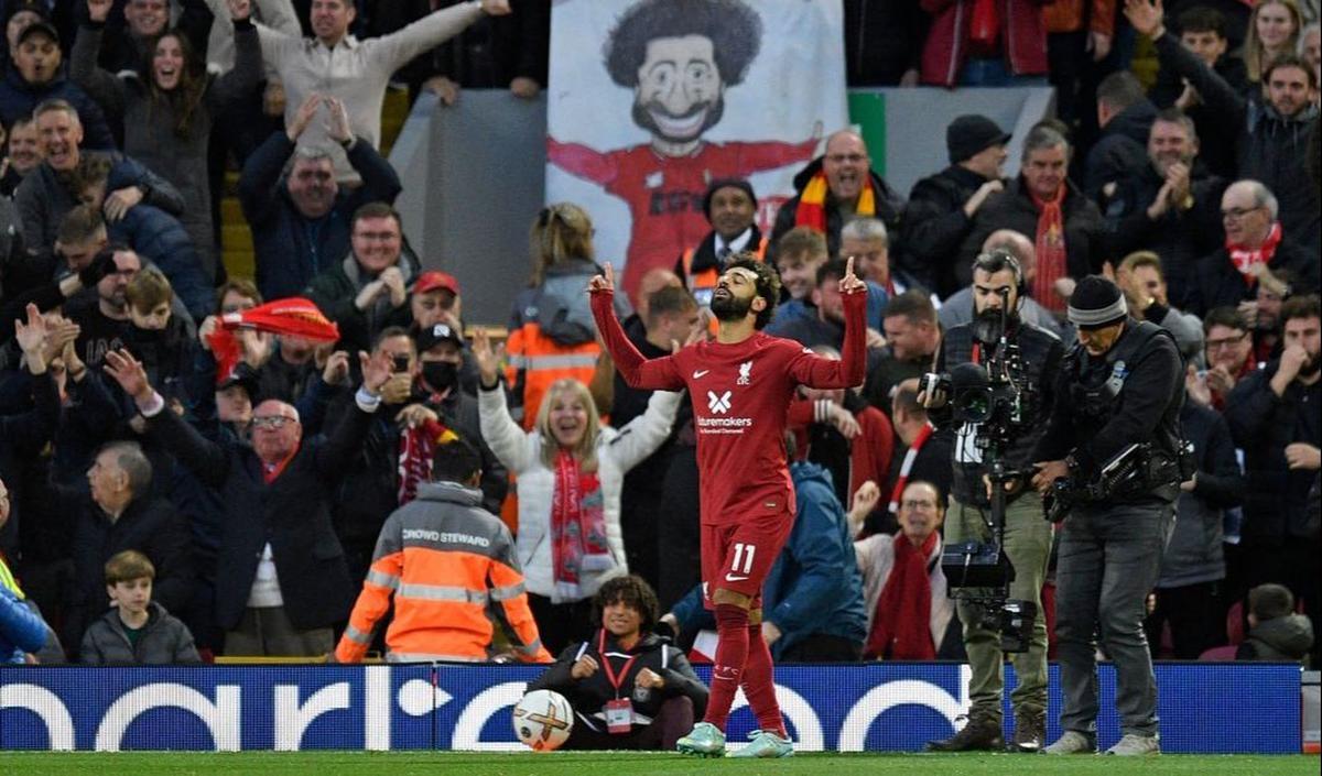 Sebelumnya Al-Ittihad mengajukan penawaran awal senilai 150 juta poundsterling atau setara Rp2,9 triliun kepada Liverpool untuk mendapatkan Salah. Namun Liverpool tak memberikan tanggapan terhadap penawaran tersebut.