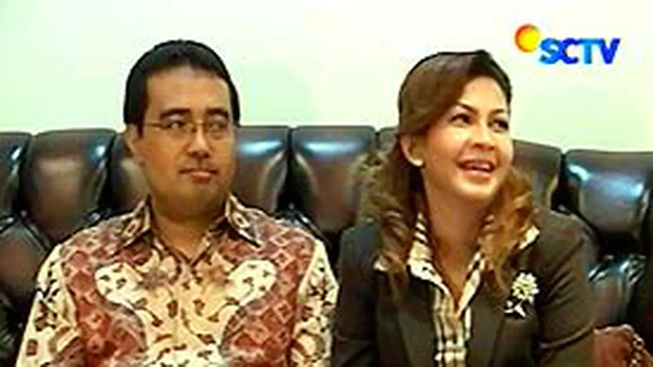 071206dyahya.jpg