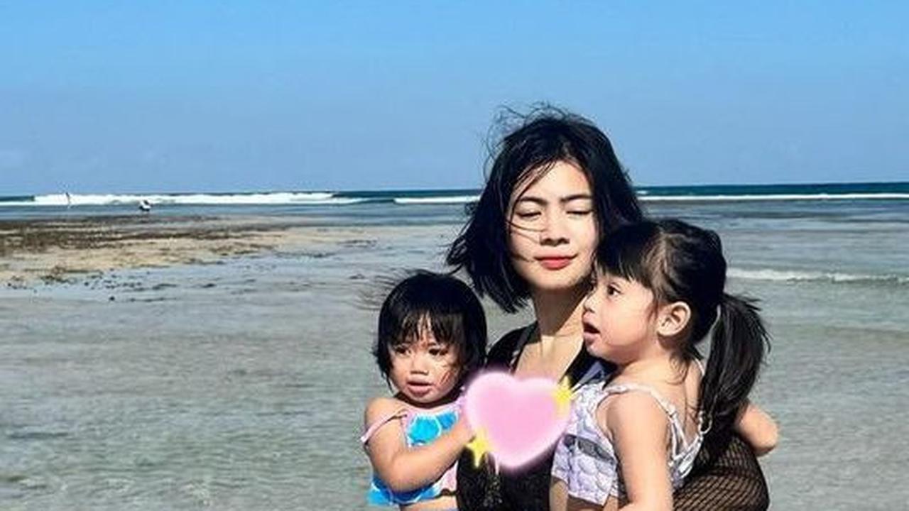 Felicya Angelista dikabarkan berhasil menurunkan berat badan berkat perubahan pola makan dan rutinitas olahraga yang rajin.<br>