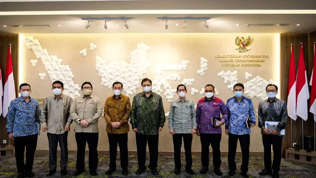 Menteri Koordinator Bidang Perekonomian Airlangga Hartarto menerima kunjungan jajaran Ombudsman di kantor Kemenko Perekonomian, Selasa 18 Mei 2021. Dok Kemenko