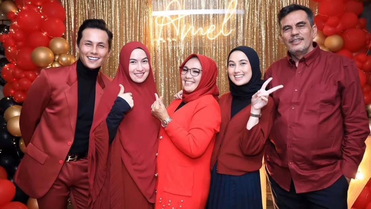 7 Potret Adik Andhika Pratama yang Cantik-cantik, Wajah Mirip Elea Anak Ussy Sulistiawaty