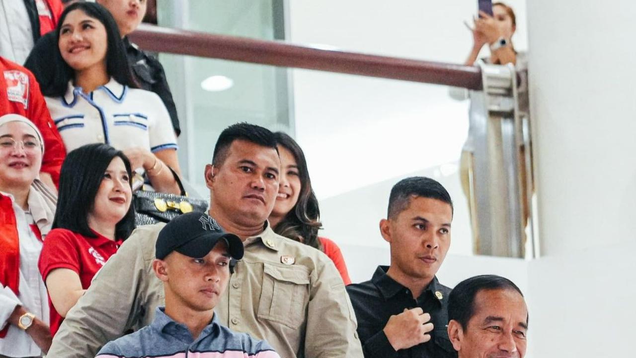"Ya nanti, nanti deh kalau udah bisa dishare. Saya izin dulu," tutup Grace.